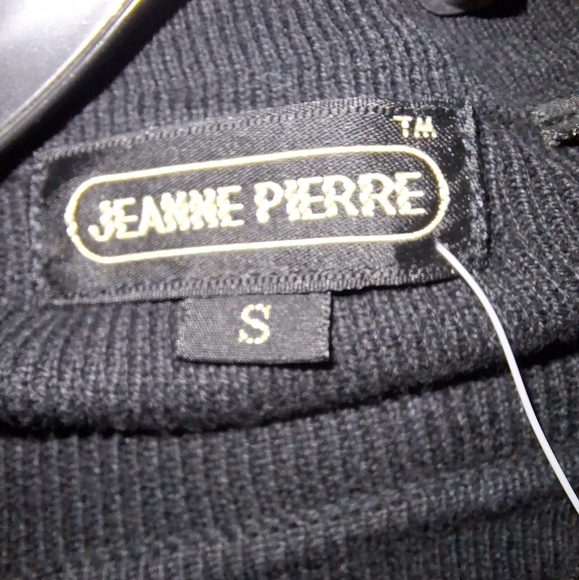 Elegant Black Jeanne Pierre Women's Sweater With Assymetrical Collar In A Small - Picture 4 of 10